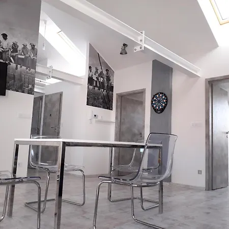 Appartement 8x8 Tetőtér *